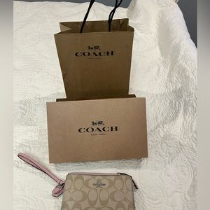 BRAND NEW COACH WALLET